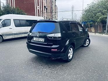 Mitsubishi: Mitsubishi Outlander: 2.4 л | 2008 г. 265843 км Кроссовер — 7