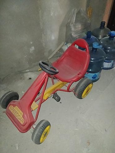 4 teker velosiped: Uşaq pedallı kart – GToys 88 SPEEDCAR - Rəng: qırmızı/göyərti-sarı — 4