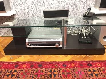 кока кола буквы под крышкой: Стильная фирменная подставка под телевизор — 4