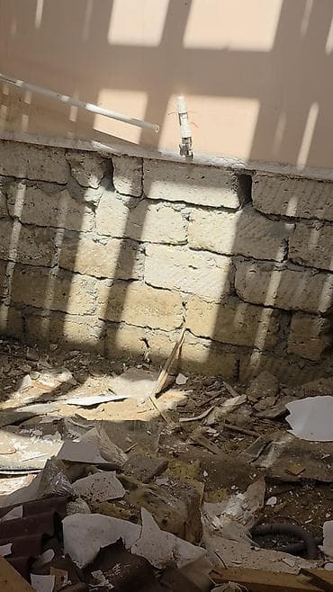 tikinti iş elanları: Salam Kimə lazmdrsa Pulsuz təmanasız 4500 kubik var evdə Gəlib sökub — 3