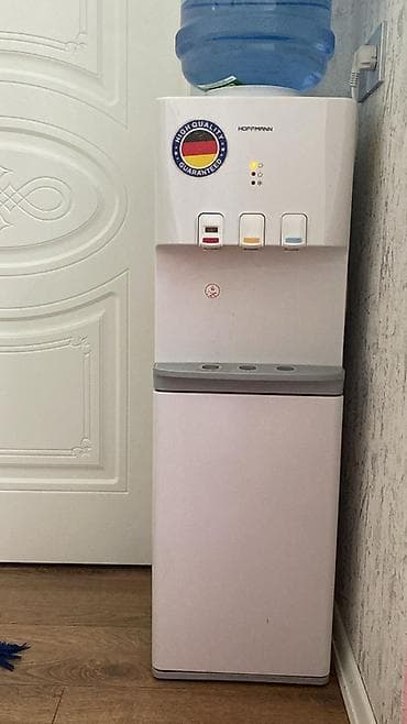 su filteri: Dispenser Hoffmann, Döşəməüstü, Su isitmə ilə — 1