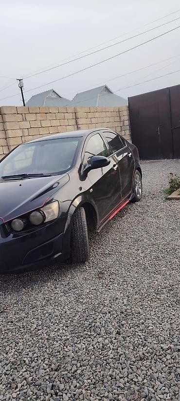 chevrolet aveo: Chevrolet Aveo sedan - Korpus: 4 qapılı sedan, qara rəng, kuzov — 7