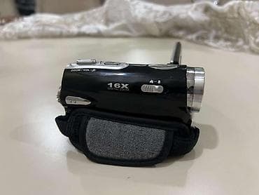 mikro sd kart: Tam ideal sony fotoaparat. hem video hemde şekil cekir. tam işlek, 16x — 2