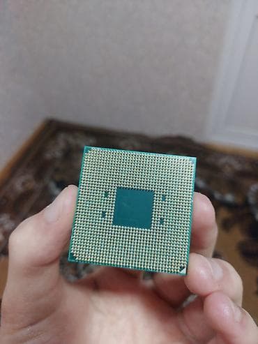 zenit e: Prosessor AMD Ryzen 3 3 3200G, 3-4 GHz, 6 nüvə, İşlənmiş — 3
