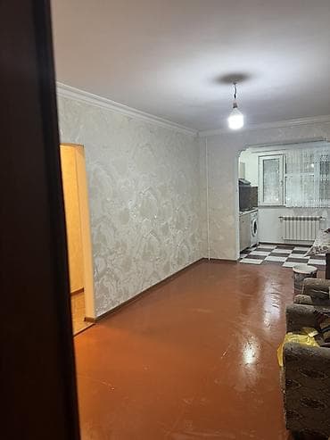 iceri seherde kiraye ev: 3 otaqlı mənzil kirayə verilir yeni təmirdən çıxıb yaşayış olmayıb — 10