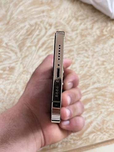 24 ekran smart tv: IPhone 12 Pro Max, 128 GB, Qızılı, Face ID — 6