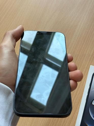 ipod classic 7: IPhone 16e, 128 GB, Qara, Zəmanət — 10