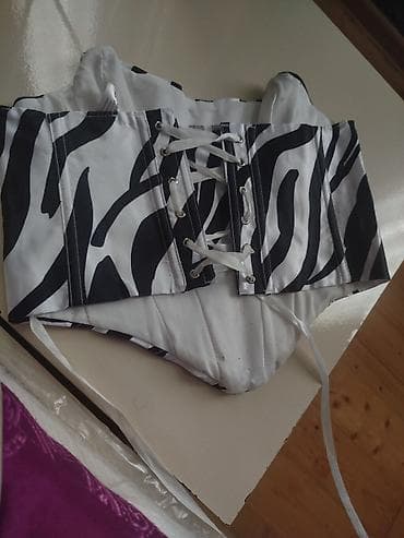 cəlik nədir: Zebra naxışlı korset üst - Rəng: ağ-qara, zebra print - Model: qısa — 2