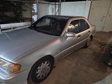 yan güzgü s: Mercedes-Benz C-Class W202 sedan - Kuzov: 4 qapılı sedan, gümüşü rəng — 3