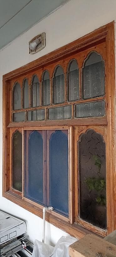 qapi ve pencere: Məhsul: Taxta qapı və pəncərə dəsti Təsvir: - Klassik üslubda — 1