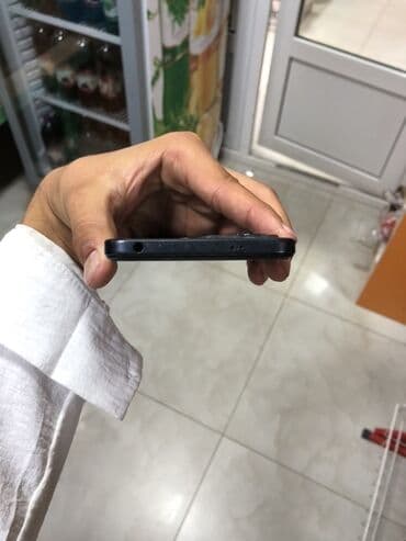 redmi telfonu: Redmi not 12 128gb ram 6 heç bir prablemi yoxdu cızığıda yoxdu ciddi — 5