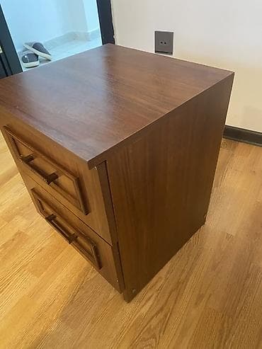 tumbucka: Taxta tumbə / komod 2 ədəd - Klassik dizayn: qoz rəngli, üzərində — 8