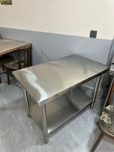 Nerj iş masası - Material: paslanmayan polad (nerj) - Ölçü: 1×60 sm -