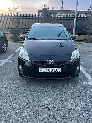 Toyota Prius: 1.8 l | 2011 il