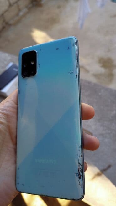 samsung s 10 plus qiymeti: Samsung Galaxy A71, rəng - Mavi, Qırıq — 1