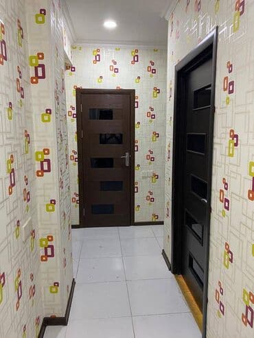 gencede ev: 2 otaqlı, Yeni tikili, 70 kv. m — 12