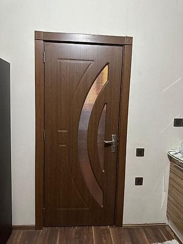 Kod 3431l 1 ədəd qapi 60 manat.Olcu 2×80.Agir