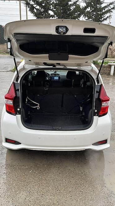 Yağlar və avtokimyəvi maddələr: Nissan Note e-POWER – şəhər üçün kompakt, geniş və qənaətcil hibrid — 2