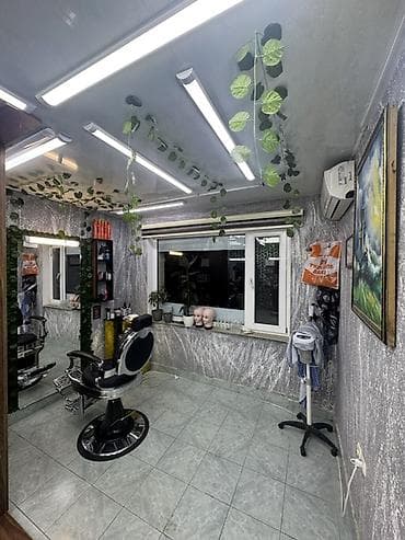 mebel ustaları: Salon da kreslo icarəyə verilir. Yan yana olan kreslodan doldakı,ünvan — 2