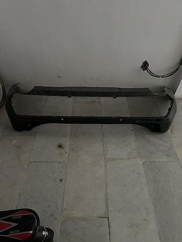 yeşka buferi: Arxa, Universal auto rav4, Yaponiya — 2