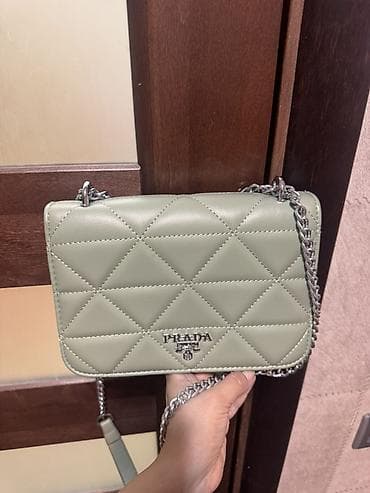 ulduzlu sep: Çiyin çantası, Prada, Yeni — 2