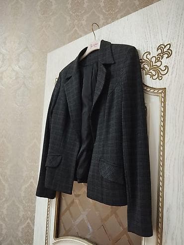 Pencək. 38 (M) razmer, 2 defe geyinilib. tezeden seçilmir