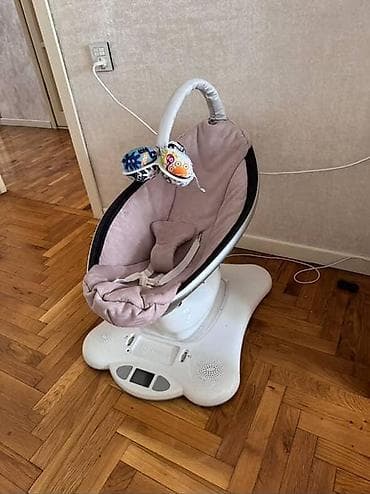 Tecili. 170 azn satilir. Ana qucağı 4 moms satılır 4 ferqli tebiet