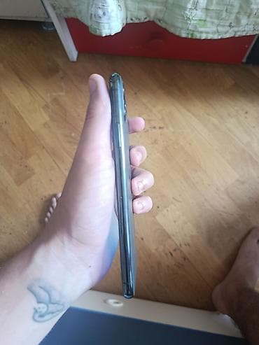 macbook pro 17: IPhone 11 Pro Max, 256 GB, Yaşıl — 4