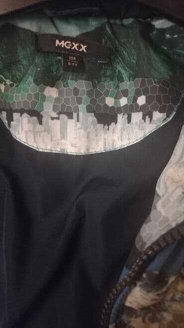 Автокресла: Uşaq gödəkçəsi – MEXX, ölçü 134 (8–9 yaş)usaq kurtkasi ela veziyyetde — 2