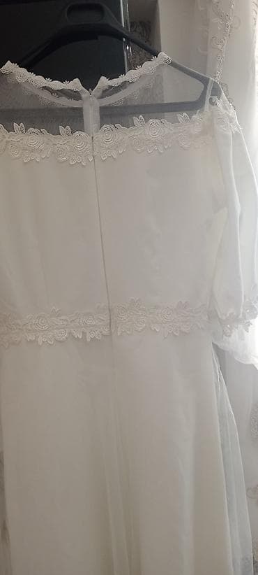 Şəxsi əşyalar: Ziyafət donu, Midi, XL — 4