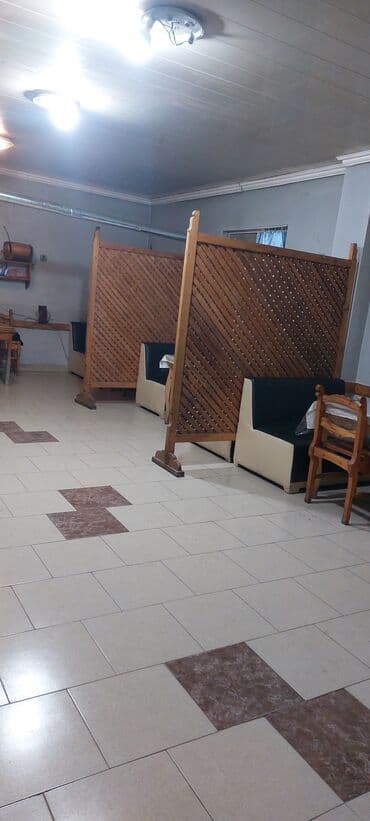 Ofisiant tələb olunur, Kafe, Aylıq ödəniş, 18-29 yaş