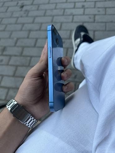 IPhone 13, Mavi, Face ID — 2