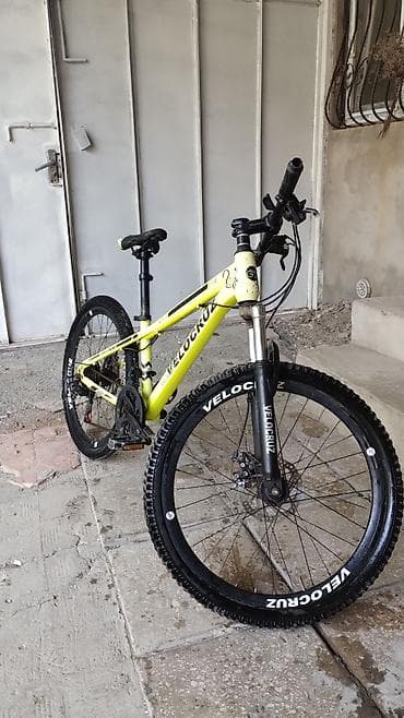 shimano: Мягкая подвеска,подойдёт тем у кого рост меньше 160,тормоза и — 3