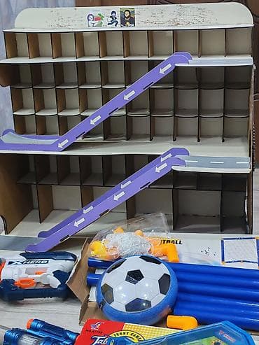 oyuncaq gitara: Uşaq oyuncaqları dəsti Komplektdə müxtəlif temalı oyuncaqlar və — 7