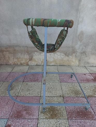 xadinok 30 azn: Uşaq gəzdirən piyada (walker) - Metal karkaslı, sabit və möhkəm — 1