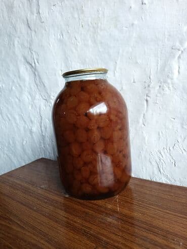 Ağ gilas mürəbbəsi