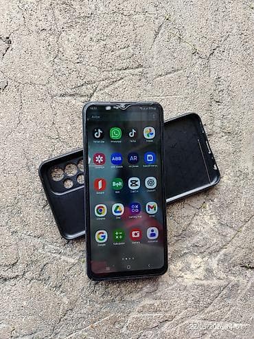 Samsung Galaxy A23 5G, 64 GB, rəng - Qara, İki sim kartlı lalafo.az -da Samsung Galaxy A23 5G, 64 GB, rəng - Qara, İki sim kartlı