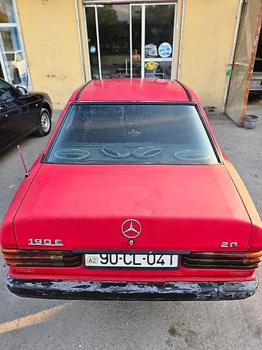 belarus 82 1: Mercedes-Benz 190: 2 l | 1991 il Sedan — 3
