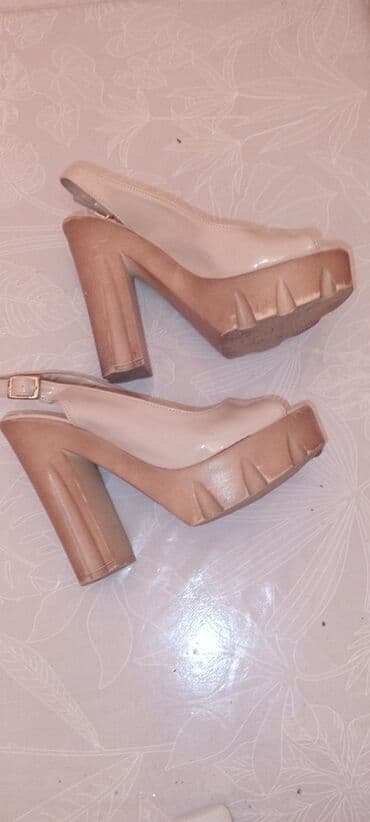 домашние женские тапочки балетки: Туфли, Размер: 36, цвет - Бежевый, Б/у — 4