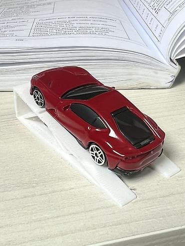 elektron gitara per page 40: Məhsul: Kiçik ölçülü maşın modelləri üçün 3D-print edilmiş miniatür — 3