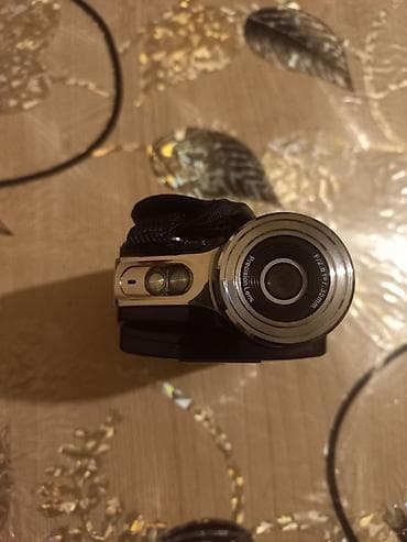Rəqəmsal video kamera - 12.0 megapiksel yazı qabiliyyəti - Döndərilə lalafo.az -da Rəqəmsal video kamera - 12.0 megapiksel yazı qabiliyyəti - Döndərilə