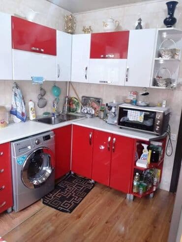 ucbucaq evlər: Bakı, 3 otaqlı, Köhnə tikili, m. Xətai, 82 kv. m — 13