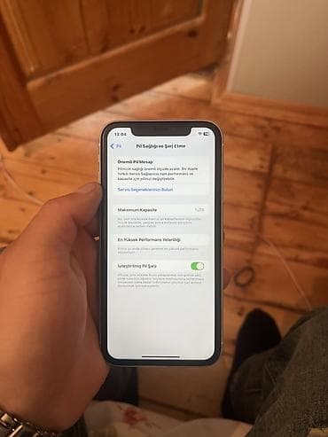 телефоны fly тв: IPhone Xr, 128 ГБ, Серебристый, Face ID — 2