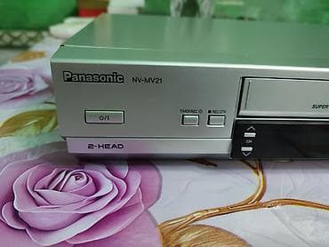 tv 75: Panasonic NV-MV21 videorekorderi

Tam işlək vəziyyətdədir.
Pultu var — 3