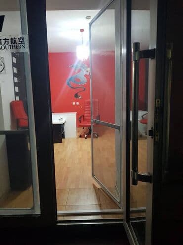 снять офис в баку: 28 may metrosuna yerləşən 35kv sahəsi olan əşyali ofis kimi 900azn — 2