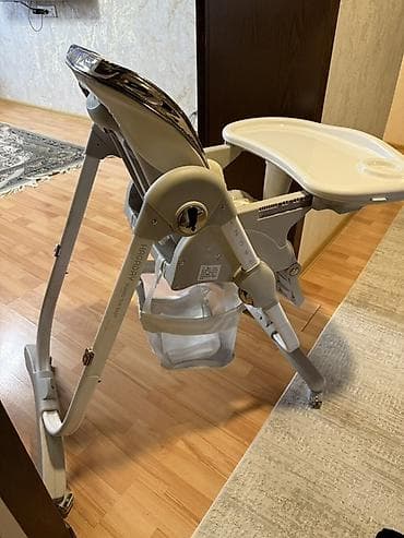 kub oyuncaq: 2 il evvel alinib -380 manata.Az istifade olunubyenidir . HAGADAY — 3