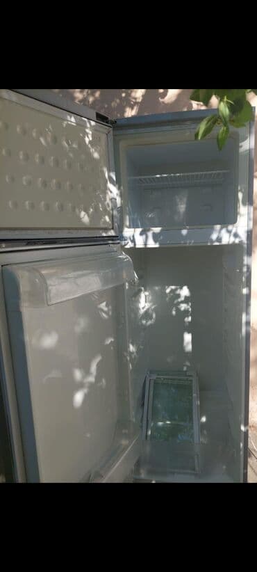 İşlənmiş 2 qapılı LG Soyuducu Satılır
