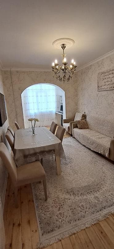 Bakı, 8-ci mikrorayon, 2 otaqlı, Köhnə tikili, m. Azadlıq Prospekti, 59 kv. m