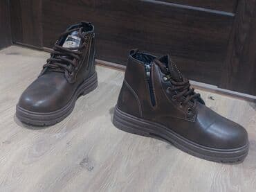 şnurlu botinkalar: Kişi üçün qışlıq/qışa uyğun botlar - Rəng: tünd qəhvəyi - Material — 2