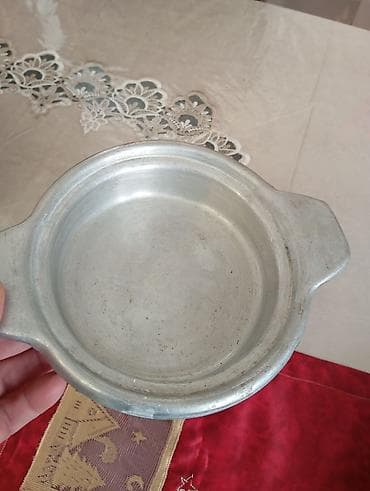 suyun qiymeti: Mətbəx üçün sovet dövrü üslubunda alüminium dəst Tərkibi: - 3 ədəd — 5